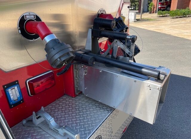 2000 International New Lexington Tanker Pumper 3,000/1500 GPM  full