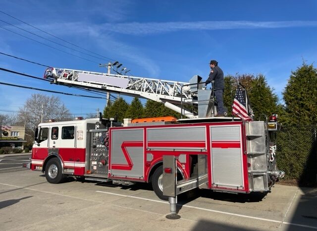 2004 American LaFrance Eagle LTI 75ft Quint Hale 1500/400 Poly full