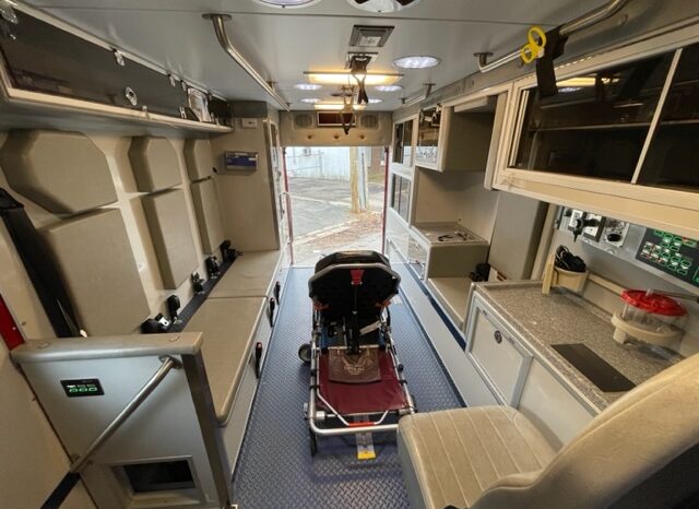2010 Chevy Duramax 4500 Horton Type III Ambulance 36k Miles full