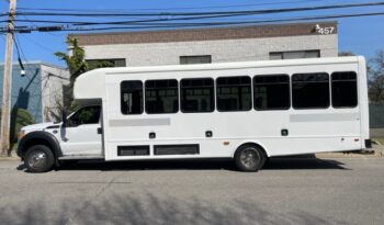 2013 F550 Super Duty Star Craft 28 Passenger Bus 10k Miles full