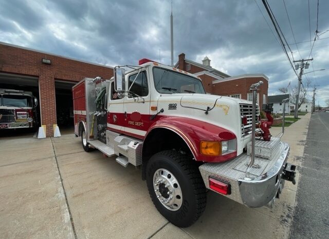 2002 International 4800 KME 4×4 Pumper 500/750 13K miles full