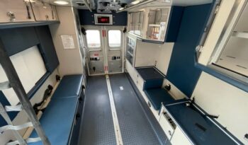 2016 F550 Super Duty 4×4 Lifeline Ambulance full