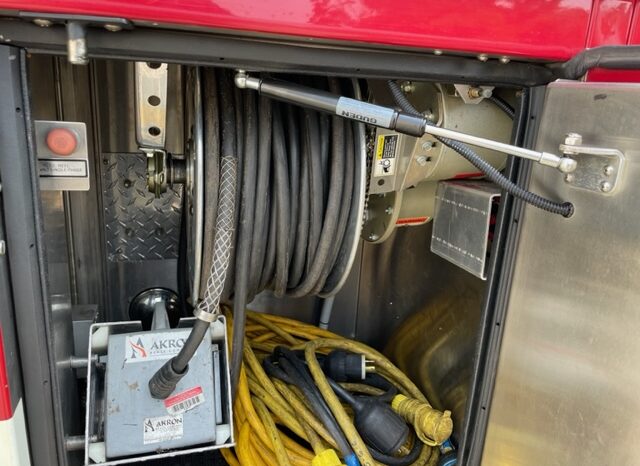 1995 Sutphen Deluge Quint Mid Mount 75ft Tower Ladder full