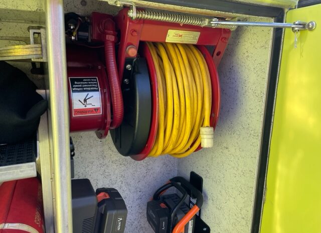 FOR SALE: 1998 Spartan Simon Gladiator LTI 93 Ft Mid-Mount Aerial Platform full