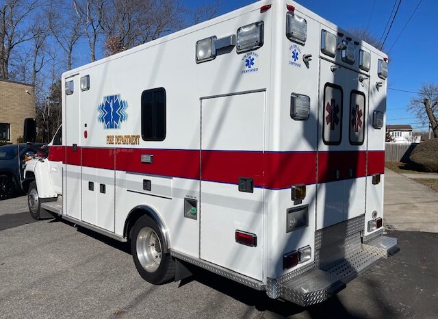 2007 Chevy C4500 PL Custom Medium Duty Ambulance full