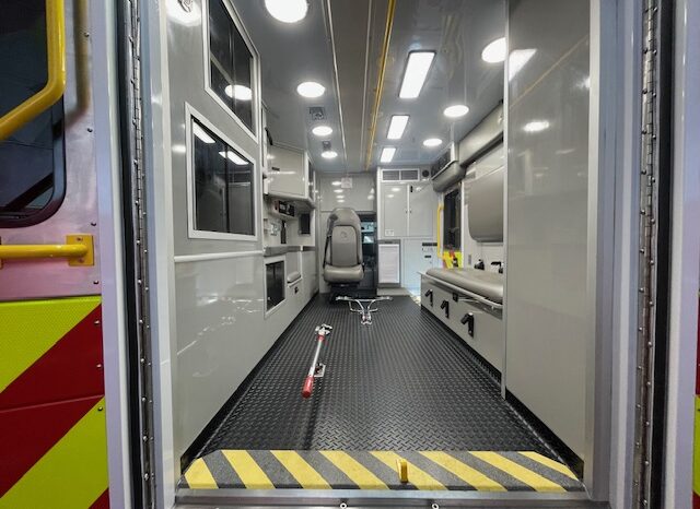 🚑 2024 E450 Super Duty Type III Wheeled Coach Ambulance 🚑 full