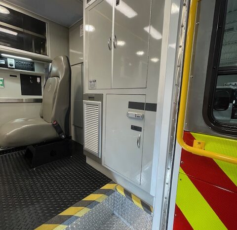 🚑 2024 E450 Super Duty Type III Wheeled Coach Ambulance 🚑 full