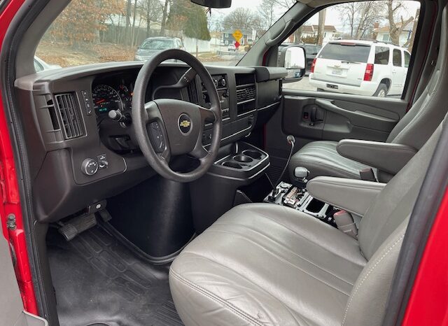 2013 Chevy Express 2500 LS – 12 Passenger Van full