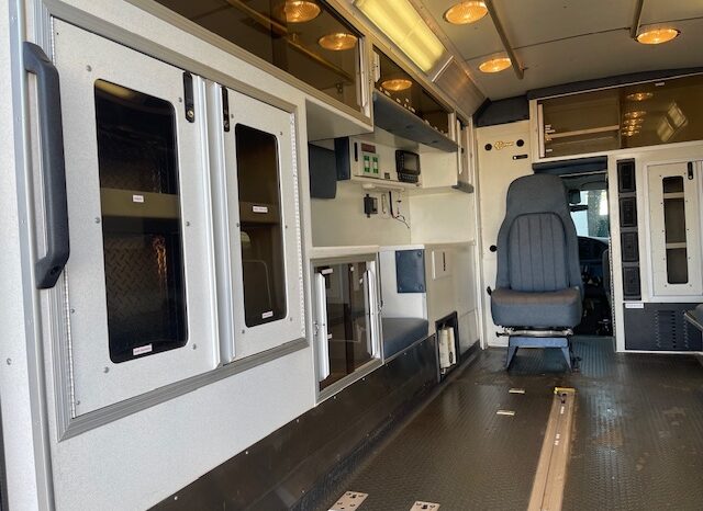 2006 Ford E450 Type III Braun Ambulance 49k Miles full