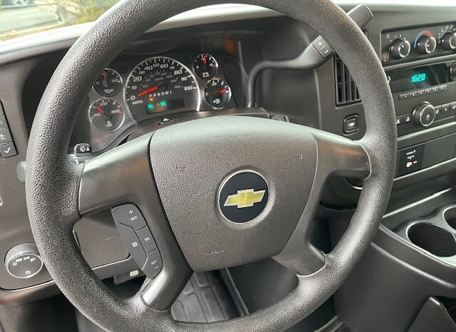 2013 Chevy Express 2500 LS – 12 Passenger Van full