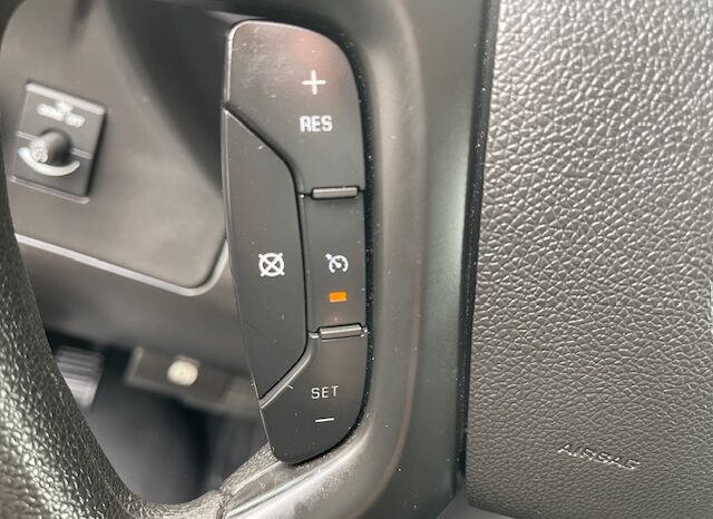 2010 GMC Savana 3500 12 Passenger LS Extended Van full
