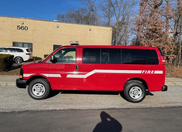 2013 Chevy Express 2500 LS – 12 Passenger Van full