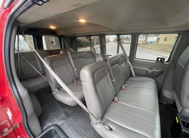 2013 Chevy Express 2500 LS – 12 Passenger Van full