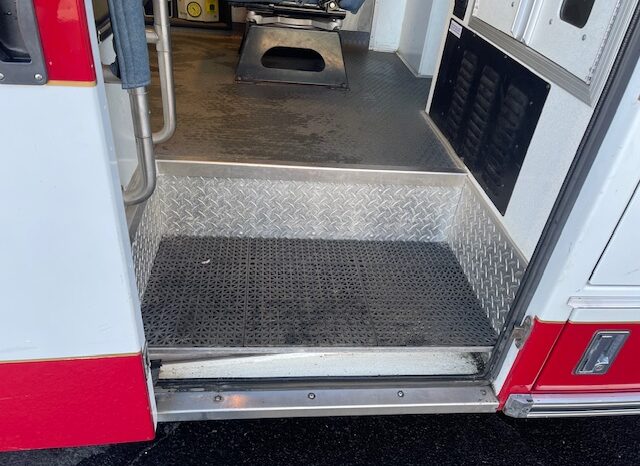 2006 Ford E450 Type III Braun Ambulance 49k Miles full
