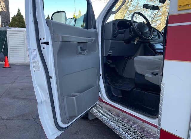 2006 Ford E450 Type III Braun Ambulance 49k Miles full