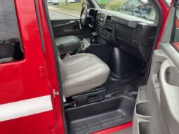 2010 GMC Savana 3500 12 Passenger LS Extended Van full