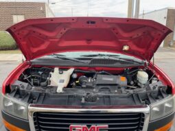 2010 GMC Savana 3500 12 Passenger LS Extended Van full