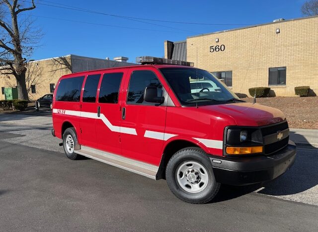 2013 Chevy Express 2500 LS – 12 Passenger Van full