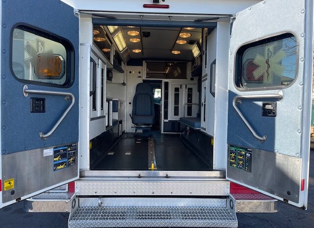 2006 Ford E450 Type III Braun Ambulance 49k Miles full