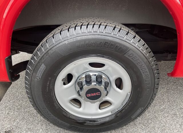2010 GMC Savana 3500 12 Passenger LS Extended Van full
