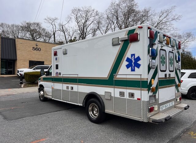 🚑 FOR SALE: 2003 Ford E-450 PL Custom Type III Ambulance full