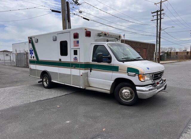 🚑 FOR SALE: 2003 Ford E-450 PL Custom Type III Ambulance full