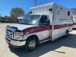 🚑 2016 Ford E450 Super Duty AEV Type III Ambulance – ONLY 31K MILES