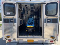 🚑 2016 Ford E450 Super Duty AEV Type III Ambulance – ONLY 31K MILES full