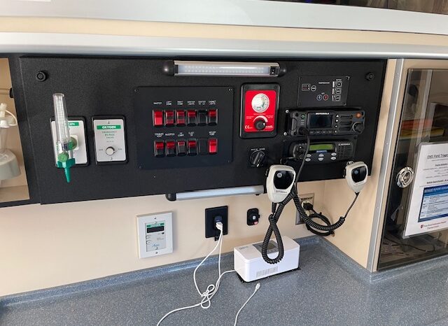 🚑 2017 Ford E450 Super Duty AEV Type III Ambulance – ONLY 35K MILES full
