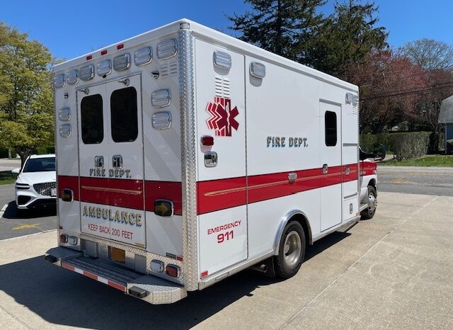 🚑 2016 Ford E450 Super Duty AEV Type III Ambulance – ONLY 31K MILES full